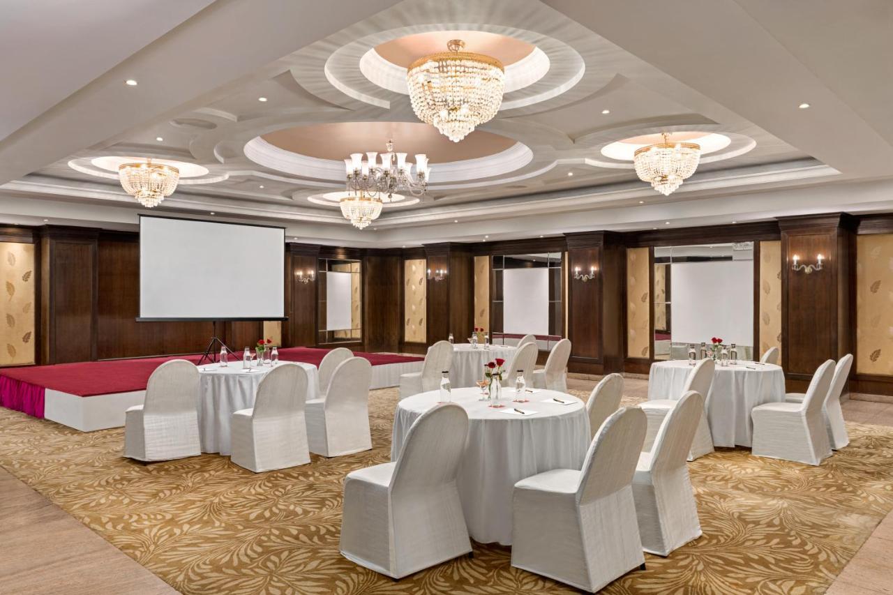 Отель Ramada By Wyndham Jaipur North Экстерьер фото