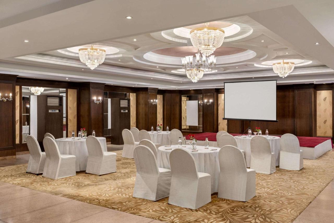 Отель Ramada By Wyndham Jaipur North Экстерьер фото